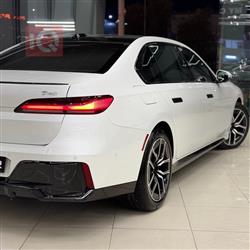 بي ام دبليو الفئة 7